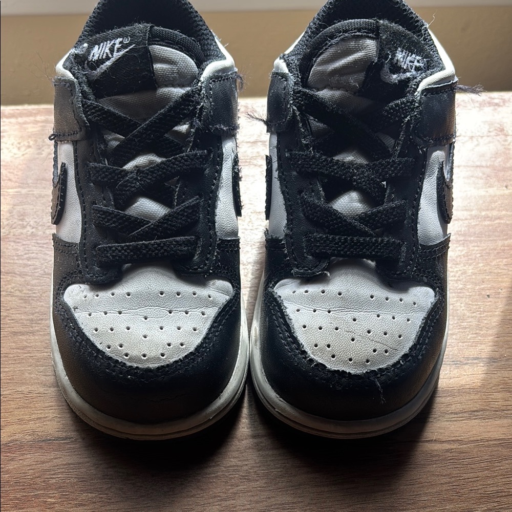 Nike Black and White Dunk Sneakers Classic Design